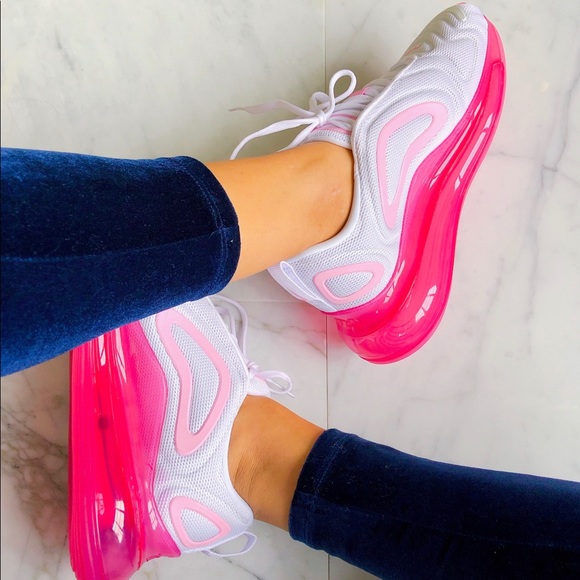 Nike Shoes - Nike air max 720